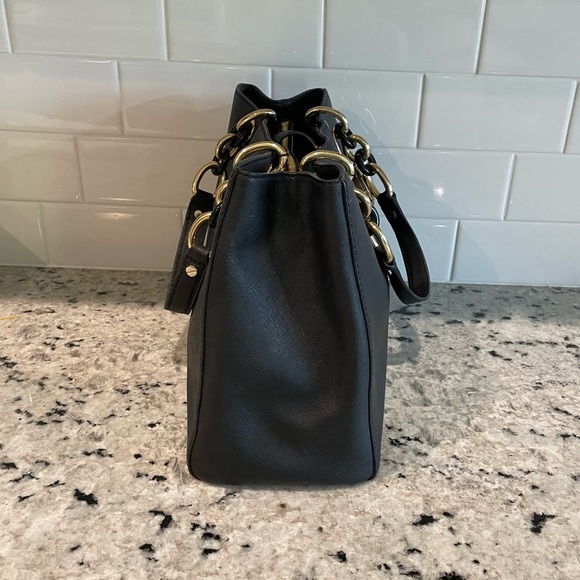 Michael Kors- Cynthia medium black satchel- 30S3TCYS2L - Picture 6 of 11